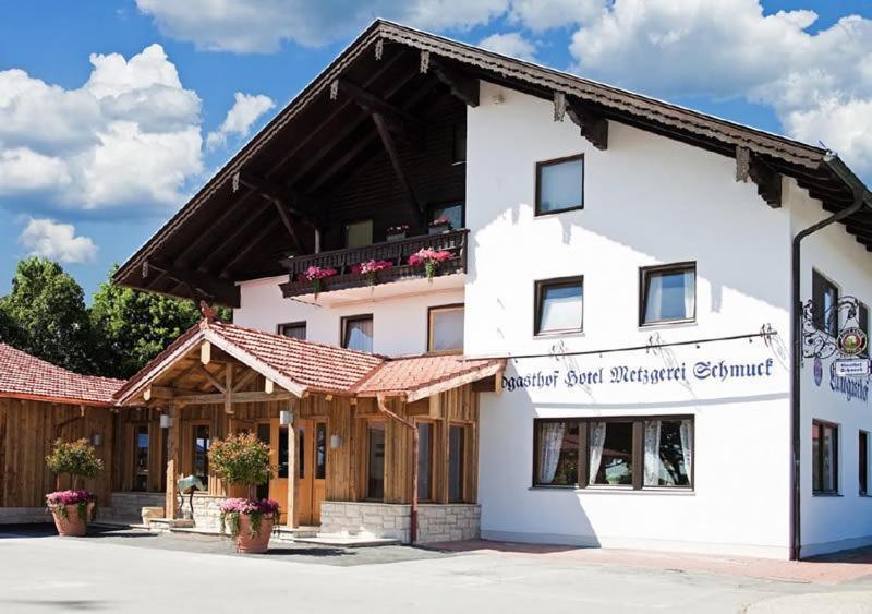 Landgasthof Schmuck Sauerlach Exterior photo